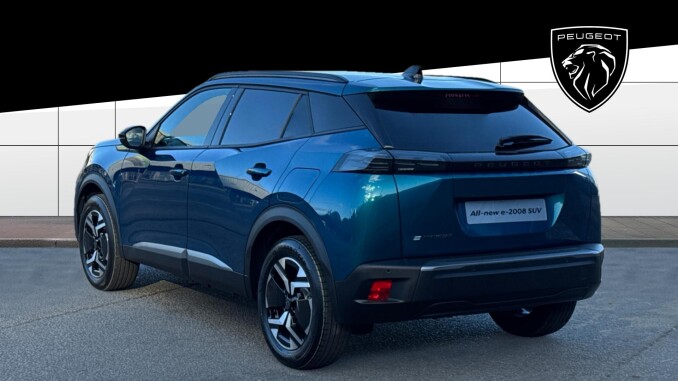 Peugeot 2008 115kW Allure 54kWh 5dr Auto Electric Estate - Image 2
